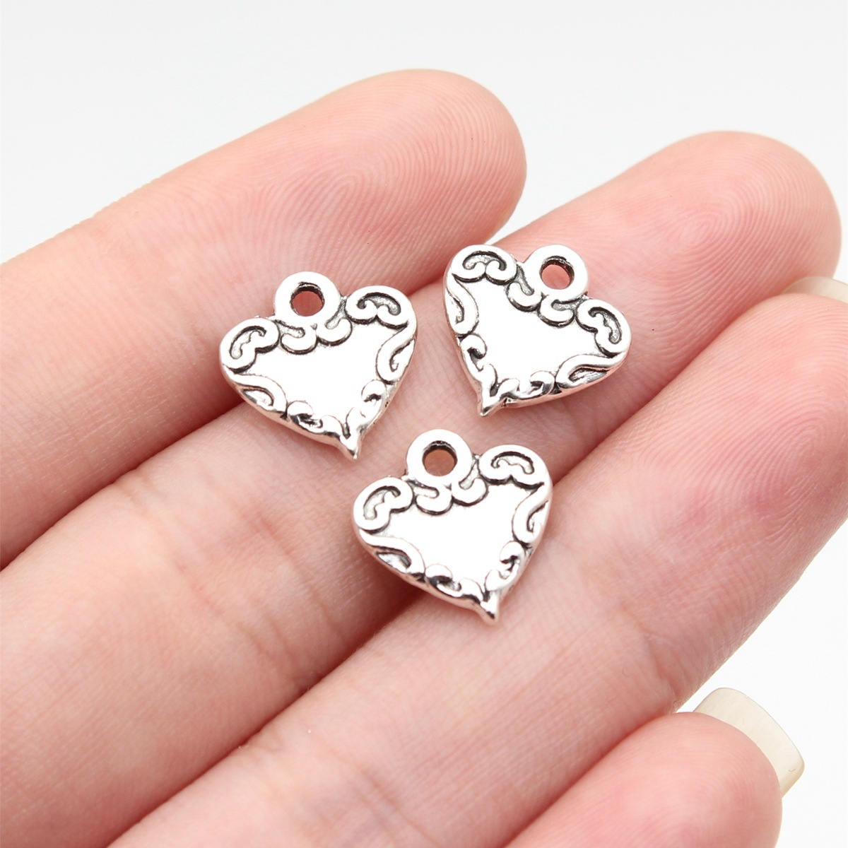Jewelry Making For Couples - Ciondolo a Cuore a Griglia per