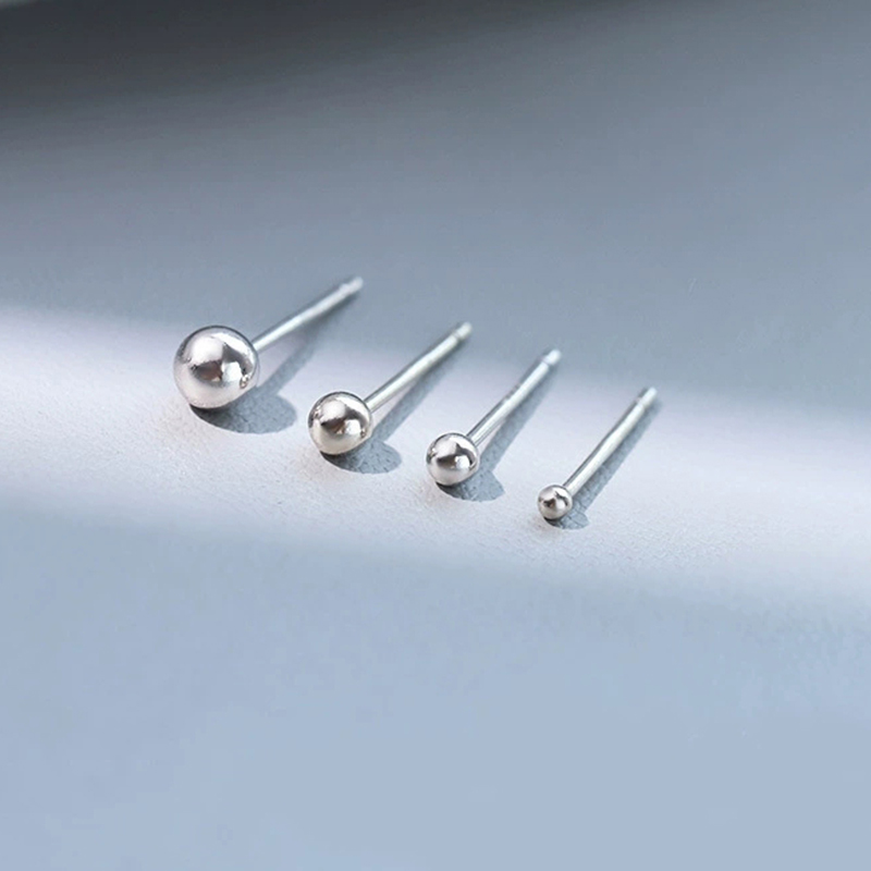 Orecchini a perno classici min - Beading Needle Fine recensione e prezzo
